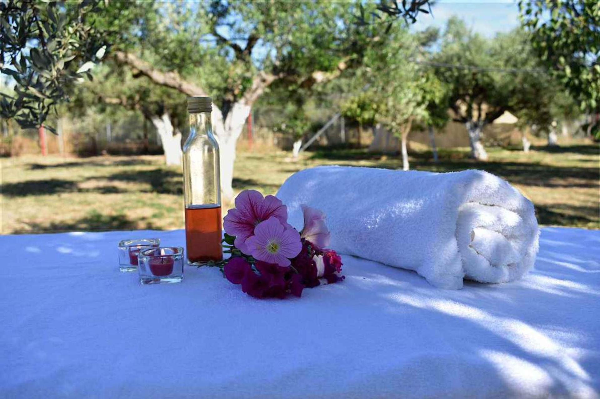 Glamping At A Lovely Tent In Skiaxtro- Marathopoli Villa Exterior foto